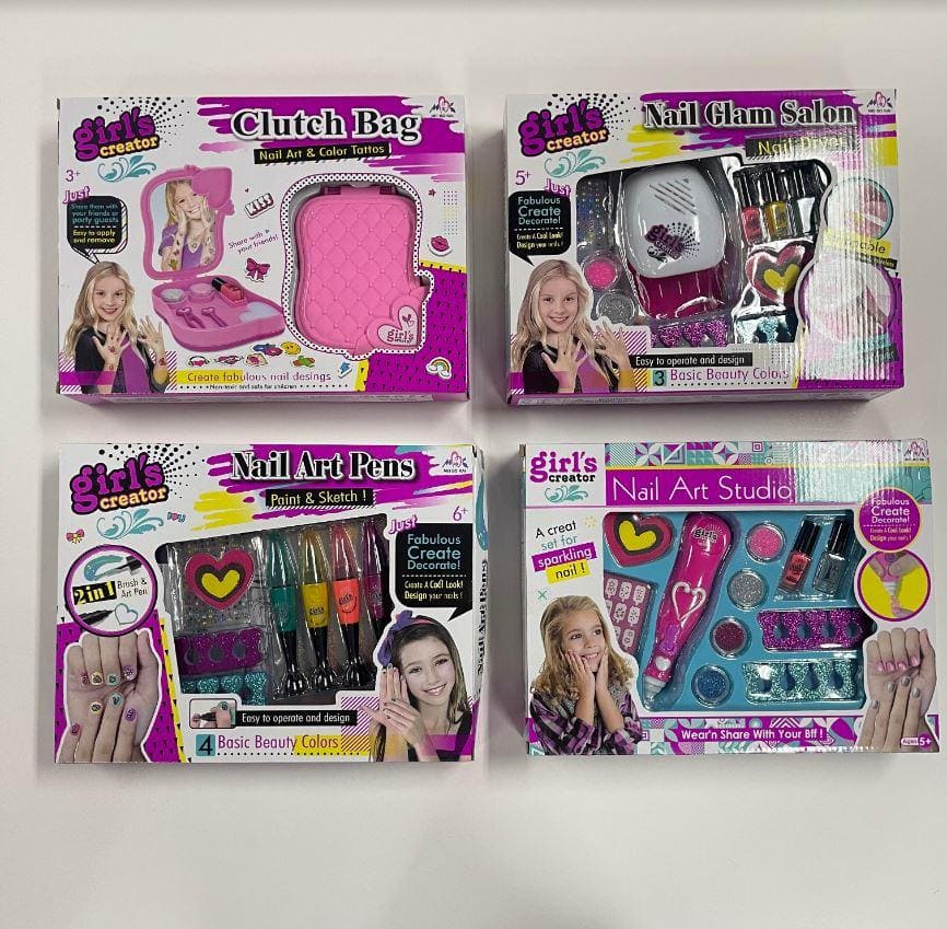 Girls Glam/ Art Studio
